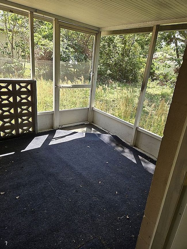 Image of 2307 E Linebaugh Ave