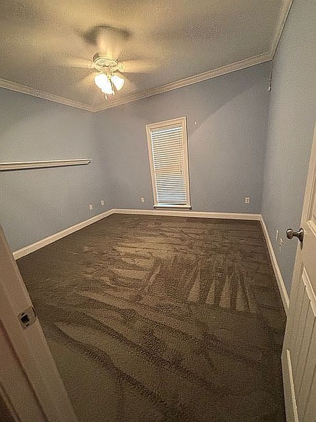 Photo of 19 E Cadbury Ln, Hattiesburg, MS