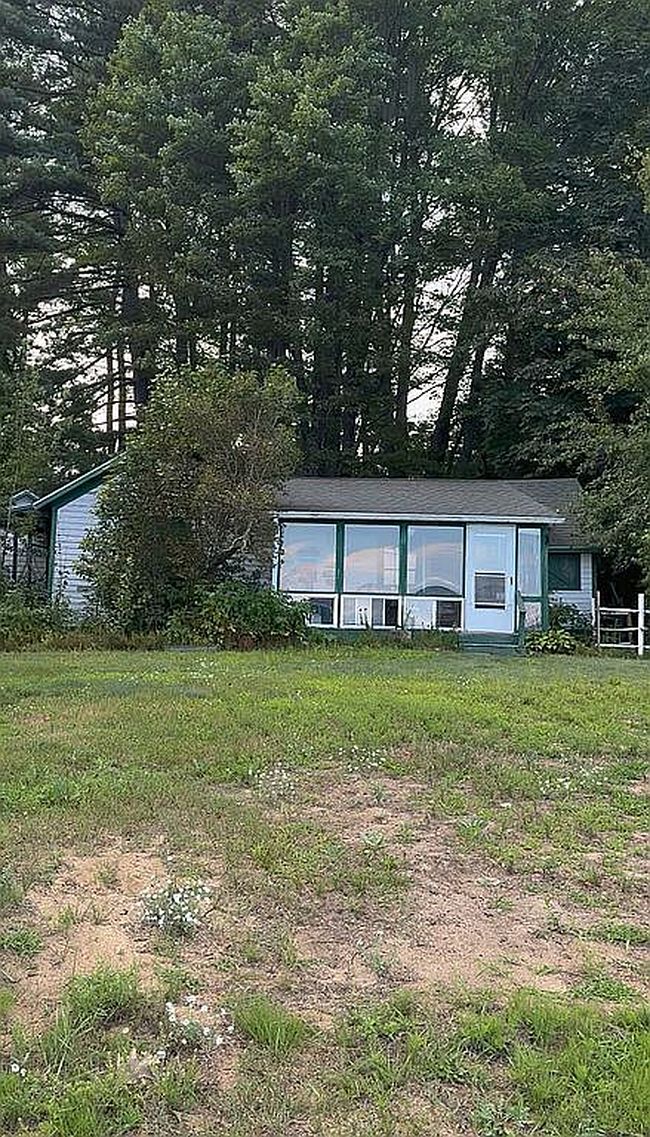 Image of 1135 Bay Dr