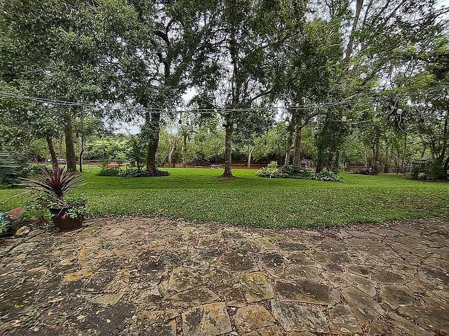 Photo of 71 Rosewood St, Lake Jackson, TX