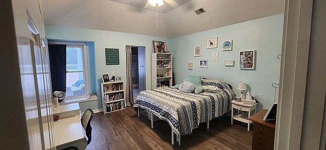 Additional photo 2 of property located at 524 Sunningdale Way