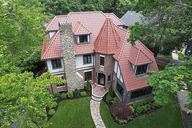 Photo of 16 South St, Chestnuthill, MA