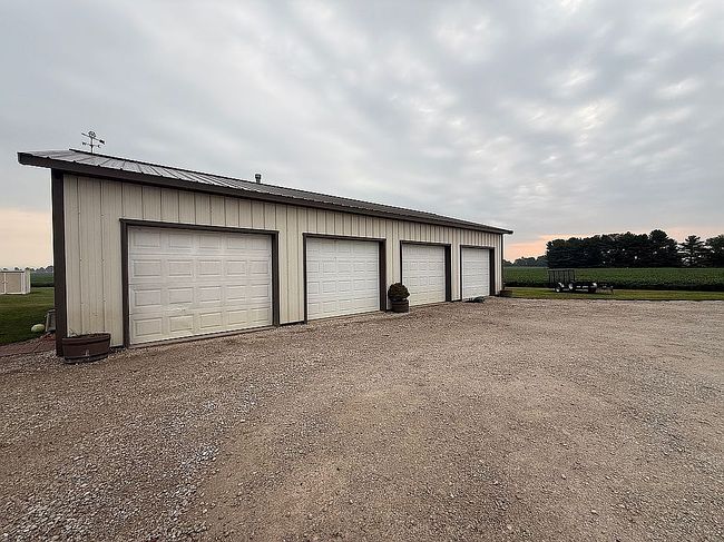 Photo of 22109 Niantic Rd, Illiopolis, IL