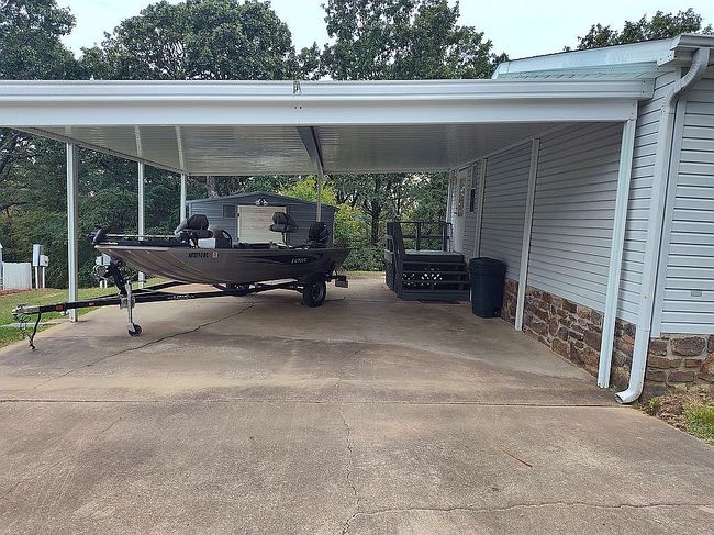 Image of 3316 Lincoln Way