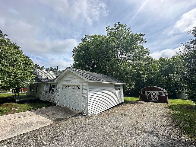 Image of 205 E Sellers St