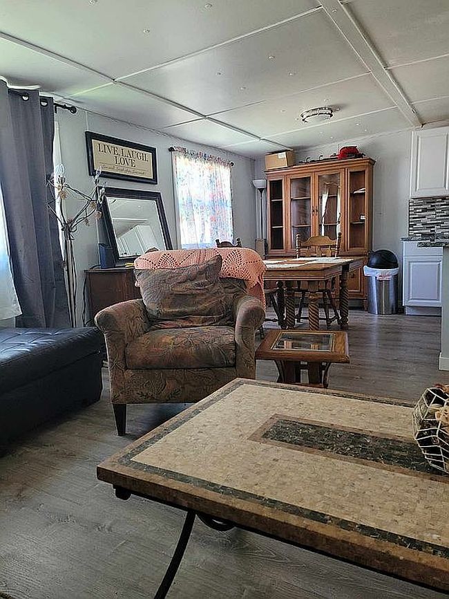 Image of 10 9th Ave Lot 2