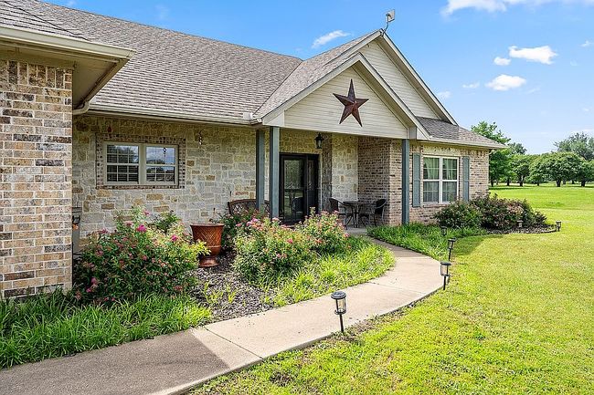 304 Private Road 5940, Emory, TX
