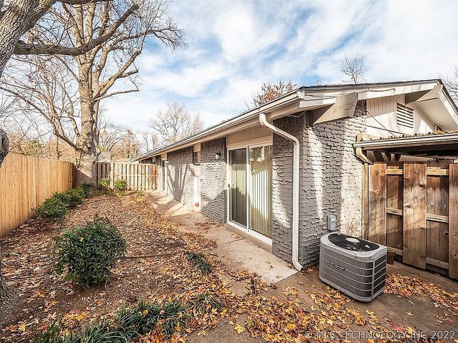 Photo of 5616 S Madison Pl E Unit 5616, Tulsa, OK