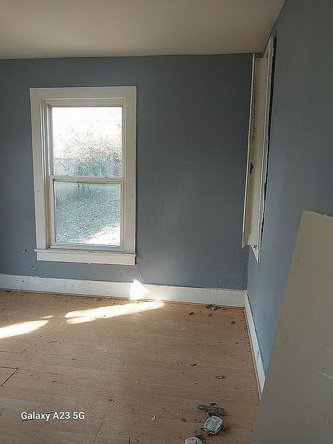 Image of 3034 Glenwood Ave