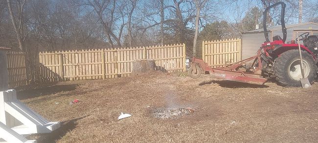 Photo of 111 Sherwood Ave, Bonanza, AR