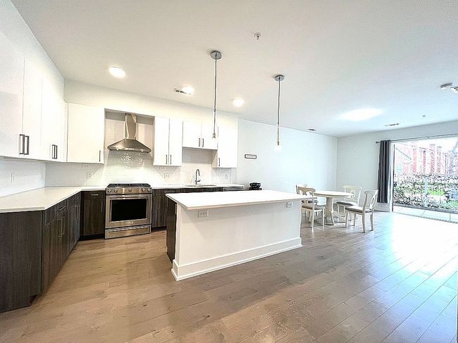 Preview of property located at 775 Juniper St Ne Unit 210