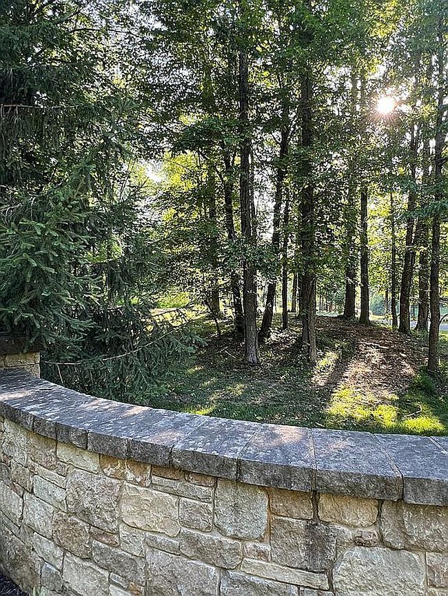 Photo of 1545 Skipping Stone Dr, Evansville, IN