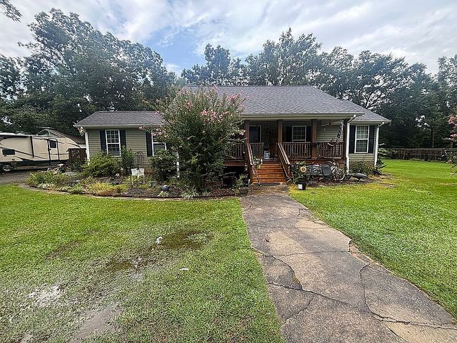 Photo of 409 N Jefferson St, Saluda, SC
