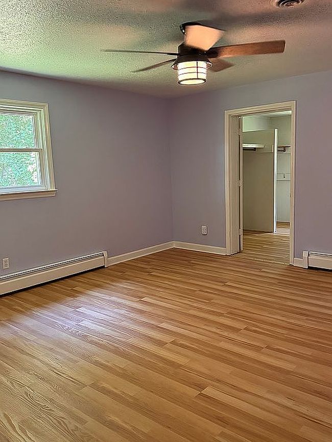 Photo of 234 Edgewood Dr, Statesville, NC