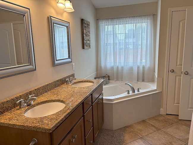 Image of 1085 Lost Tree Dr