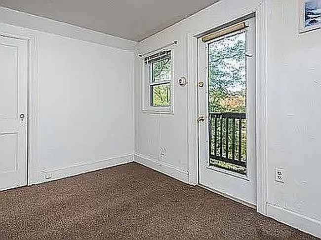 Photo of 105 Hartford Tpke, Shrewsbury, MA