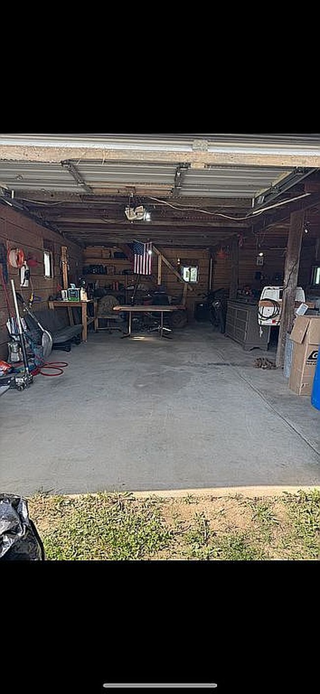 Photo of 22565 Geyer Trl, Unionville, MO