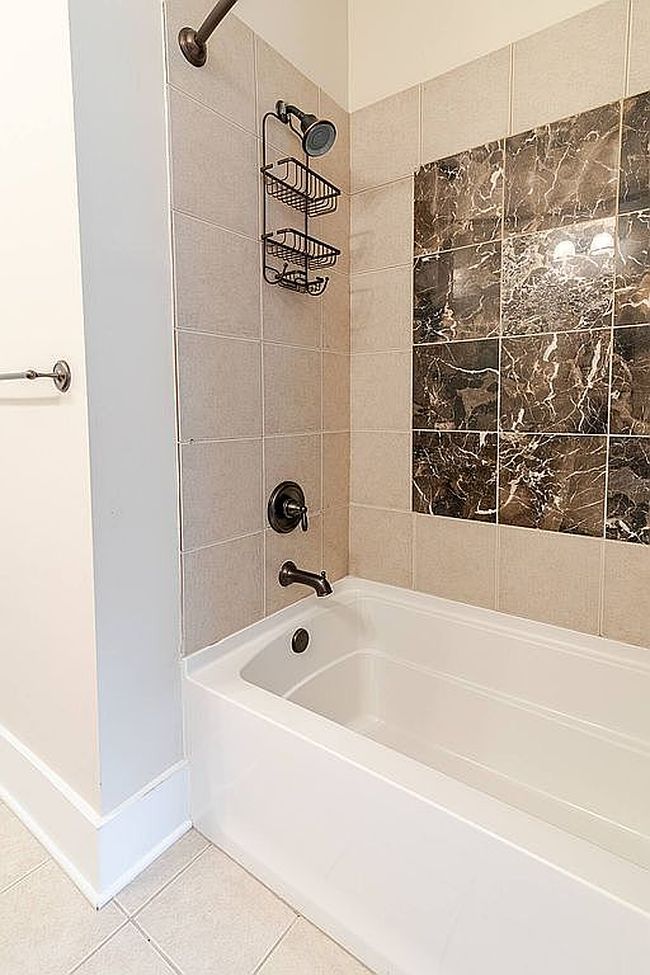 Photo of 617 Village Main Cir, Davidson, NC