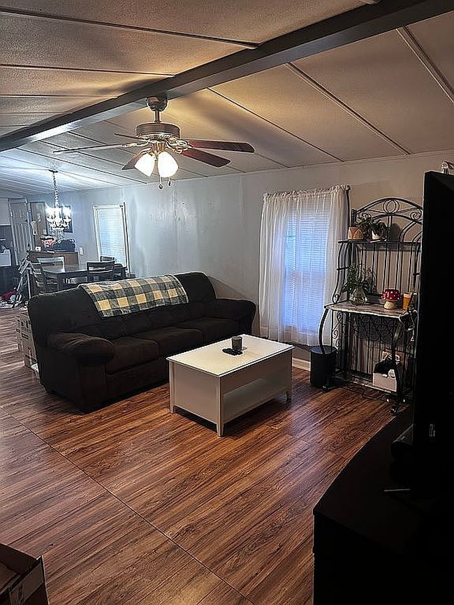 Additional photo 3 of property located at 2292 Current St