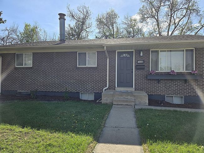 Preview of property located at 6555 Zenobia St