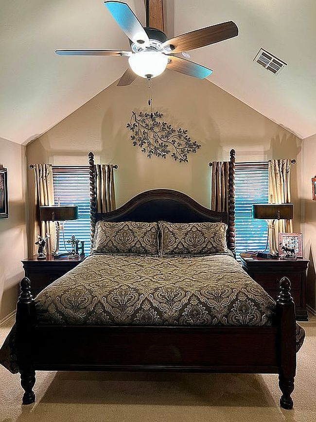 Photo of 16305 Napa Cir, Edmond, OK