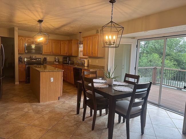 Photo of 1490 Cole Rd, Festus, MO