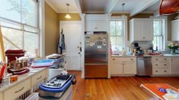 Image of 250 Edwards St