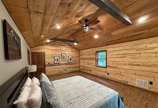 Photo of 40 Dryad Ct, Ellijay, GA