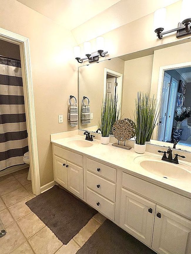 Image of 102 Osage Dr