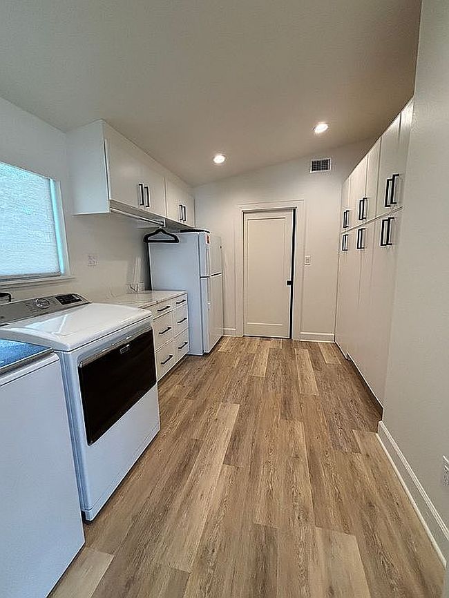Image of 23250 Bay Side Cir