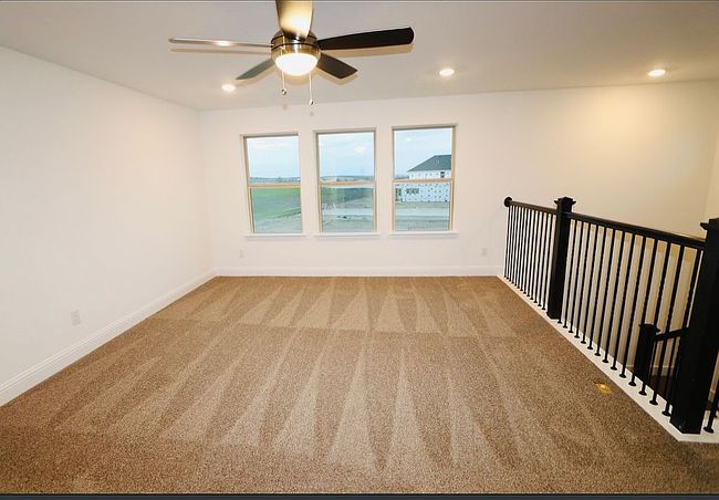 Image of 2609 Silver Leaf Dr