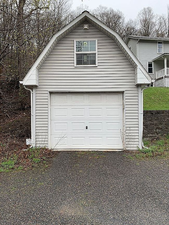 Image of 15710 Rockville St Sw