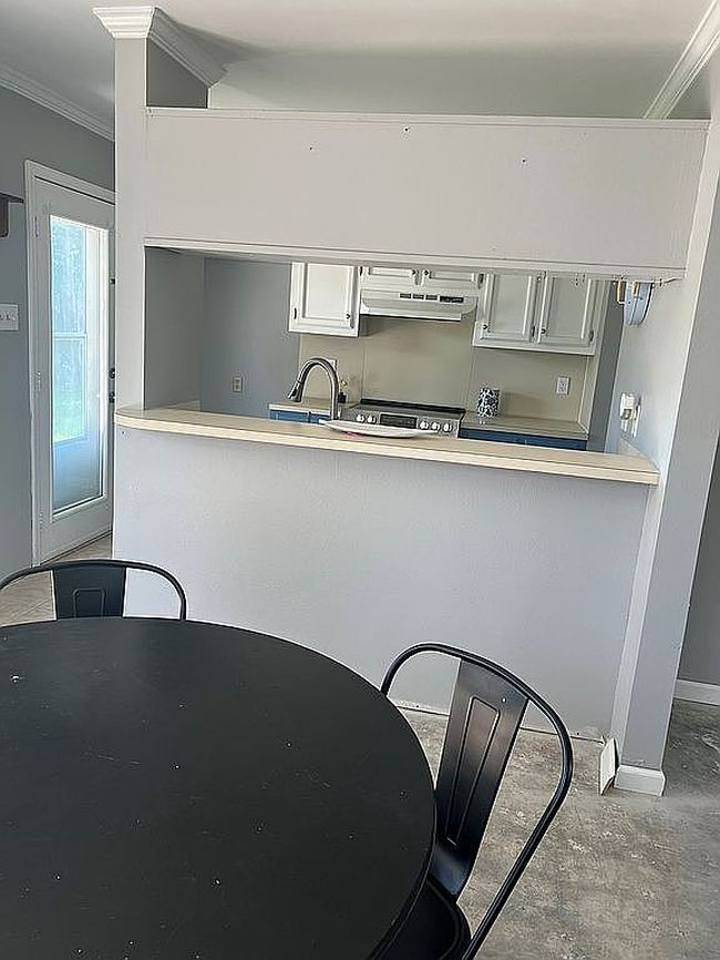 Photo of 107 Marietta Dr, Youngsville, LA