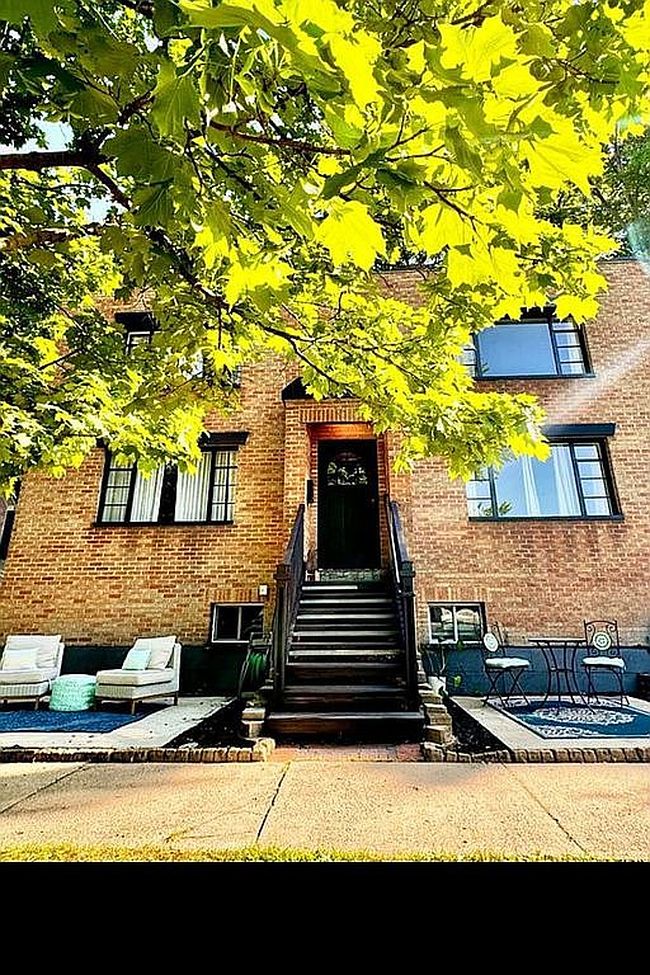 Photo of 214 Clinton Ave, Grand Haven, MI