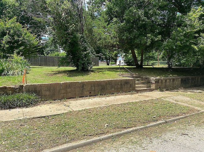 Image of 820 N Cheyenne Ave