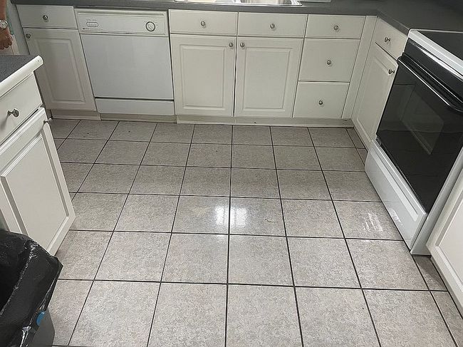 Photo of 7131 Dell Rd Apt 2, New Port Richey, FL