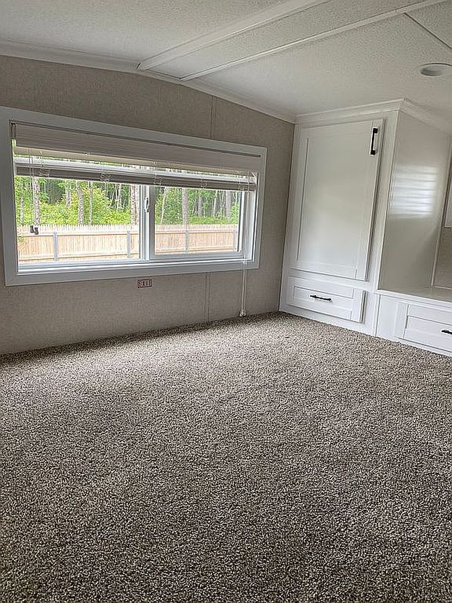 Photo of 1 Seacoast Ln #117, Old Orchard Beach, ME