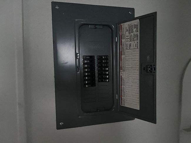 Additional photo 3 of property located at 2623 W Houston St