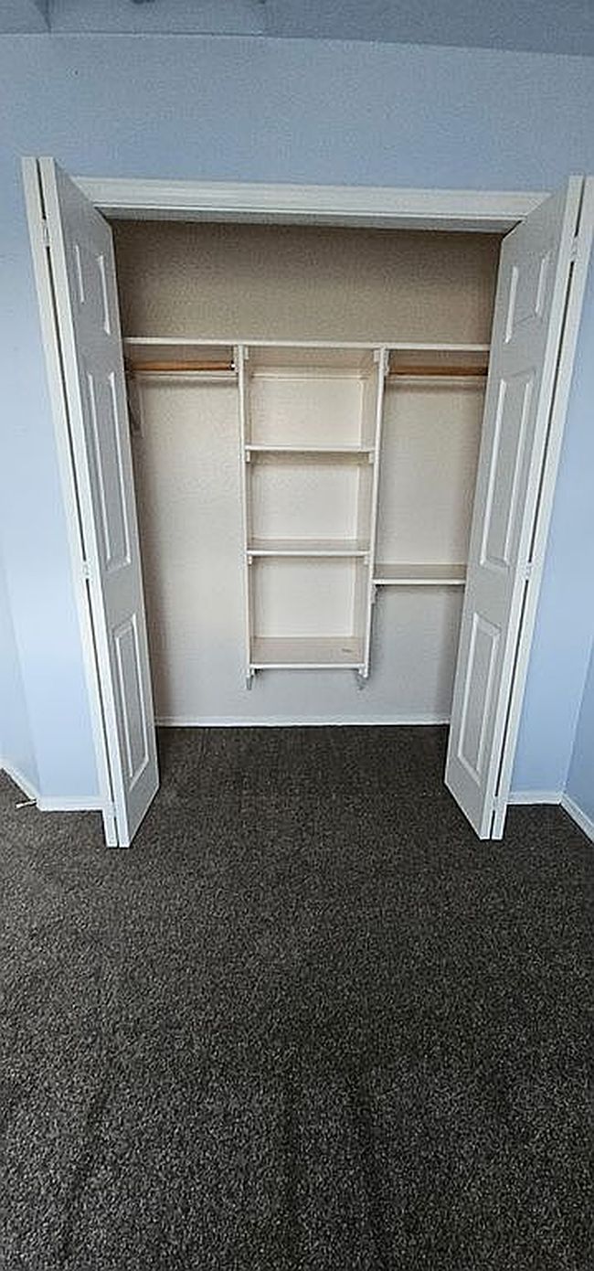 Image of 400 Fall Dr