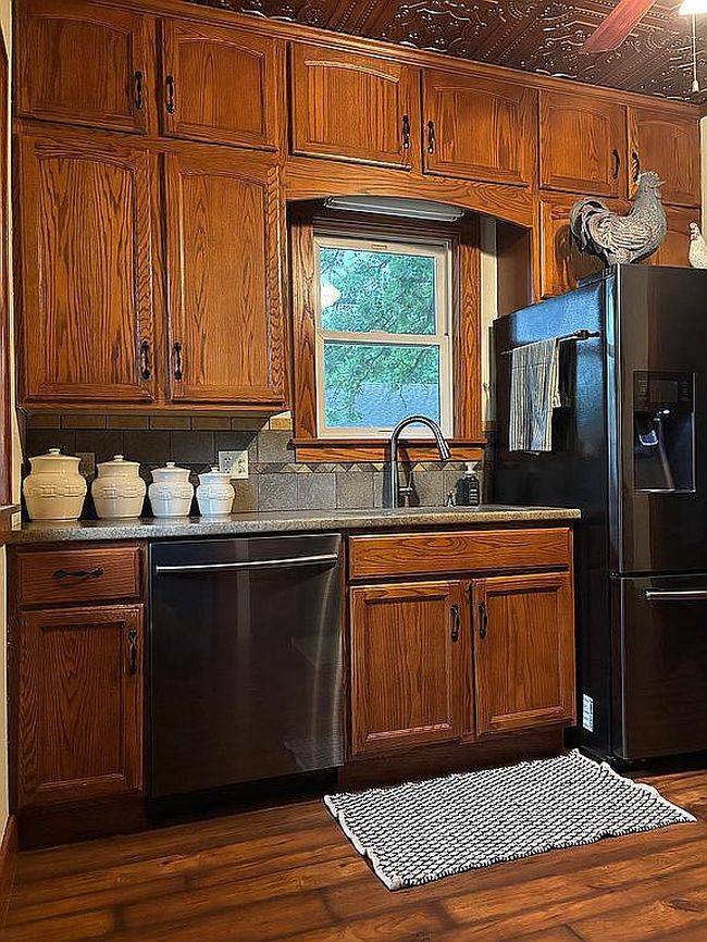 Photo of 321 W 5th Ave N, Estherville, IA
