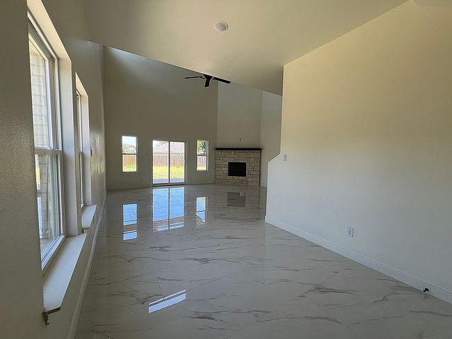 Photo of 4908 Farrier Ct, Grand Prairie, TX