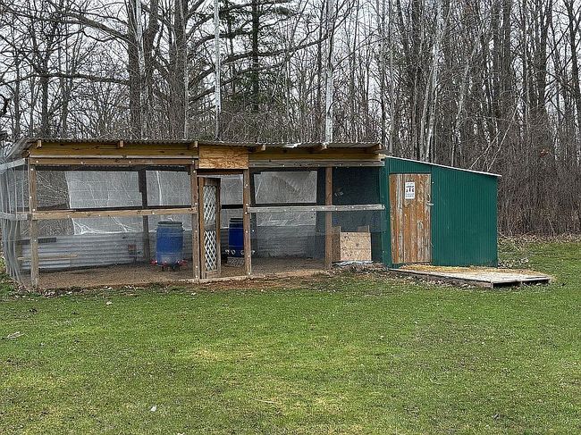 Photo of 3912 Henderson Lake Rd, Prescott, MI