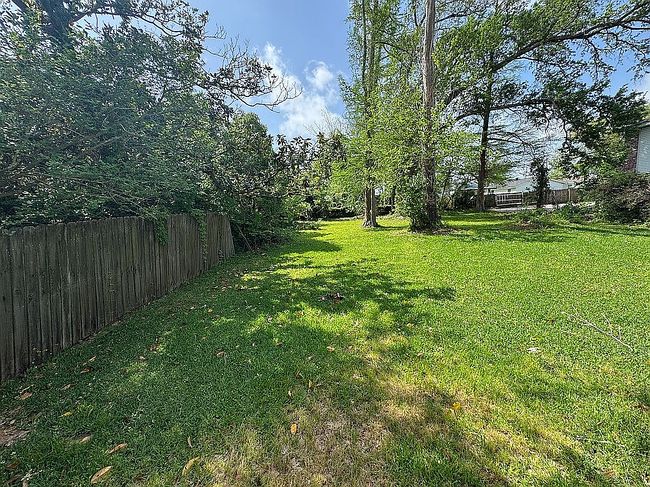 Image of 3509 Maplewood Dr