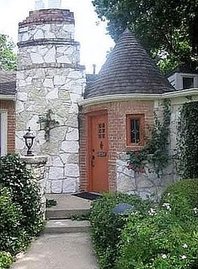 Additional photo 3 of property located at 4109 Stanford Ave