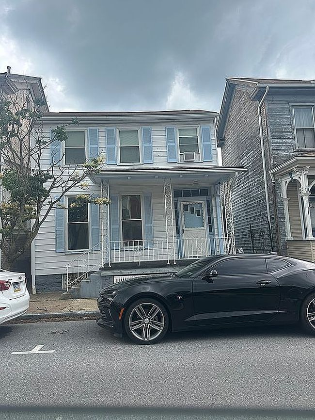 Preview of property located at 411 Walnut St