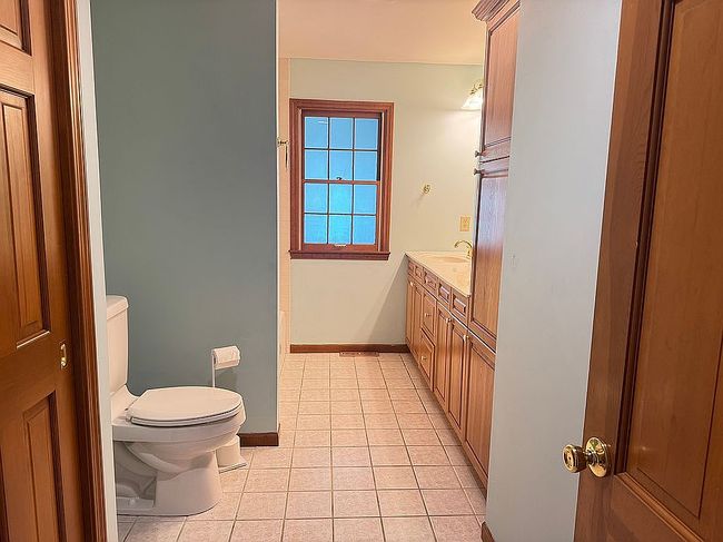 Photo of 1105 Vegas Dr, Columbia, MO