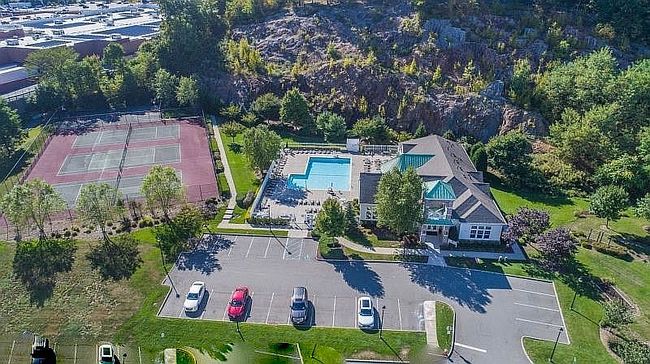Image of 4408 Ramapo Ct #4