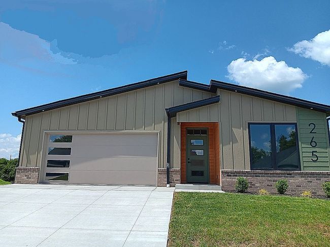 Photo of 265 Bryant Blvd, Seymour, IN