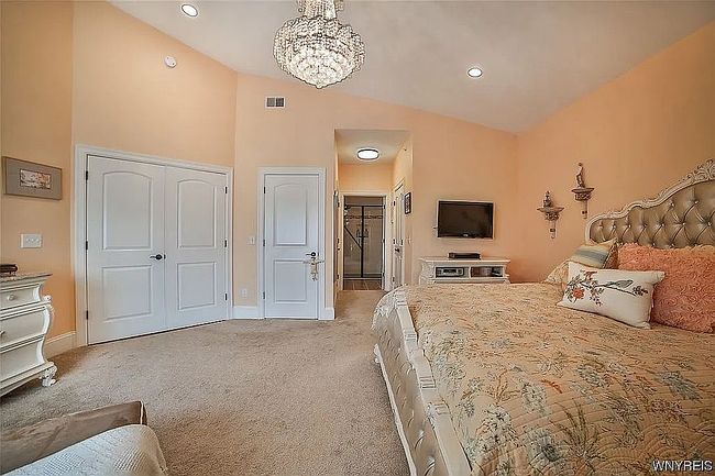Photo of 743 Legacy Dr #209, Lewiston, NY