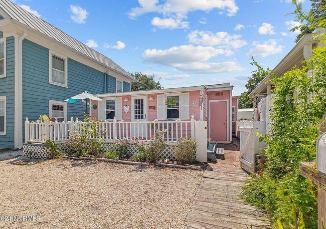 Additional photo 1 of property located at 401 W Church St